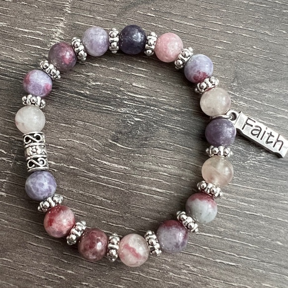 AAA+ Dreamy Natural Gemstone Amethyst with Cross Charm. - Picture 5 of 10